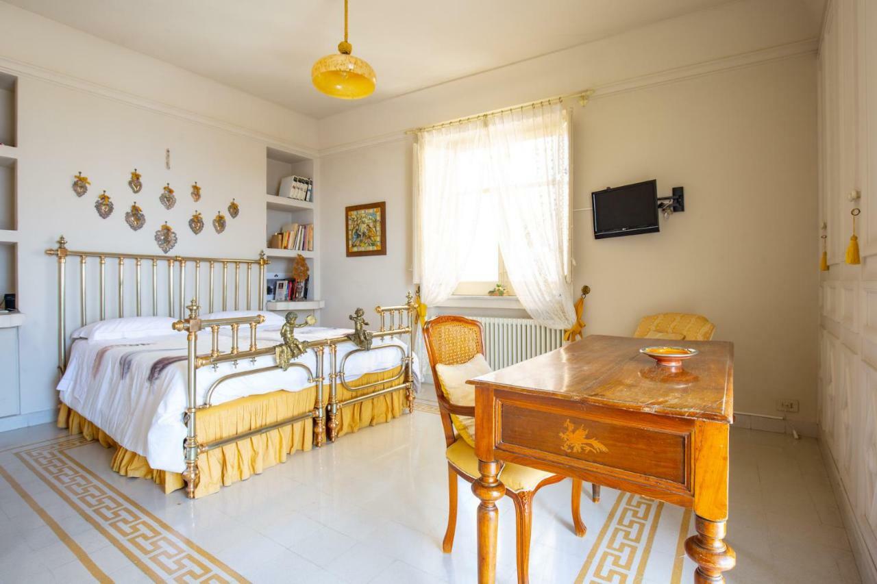 圣塔·弗拉维亚Solemar Sicilia - Casa Porto Bagnera别墅 外观 照片